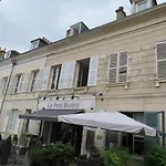 A Colourful Getaway In The Heart Of The Pedestrian City Of Chartres